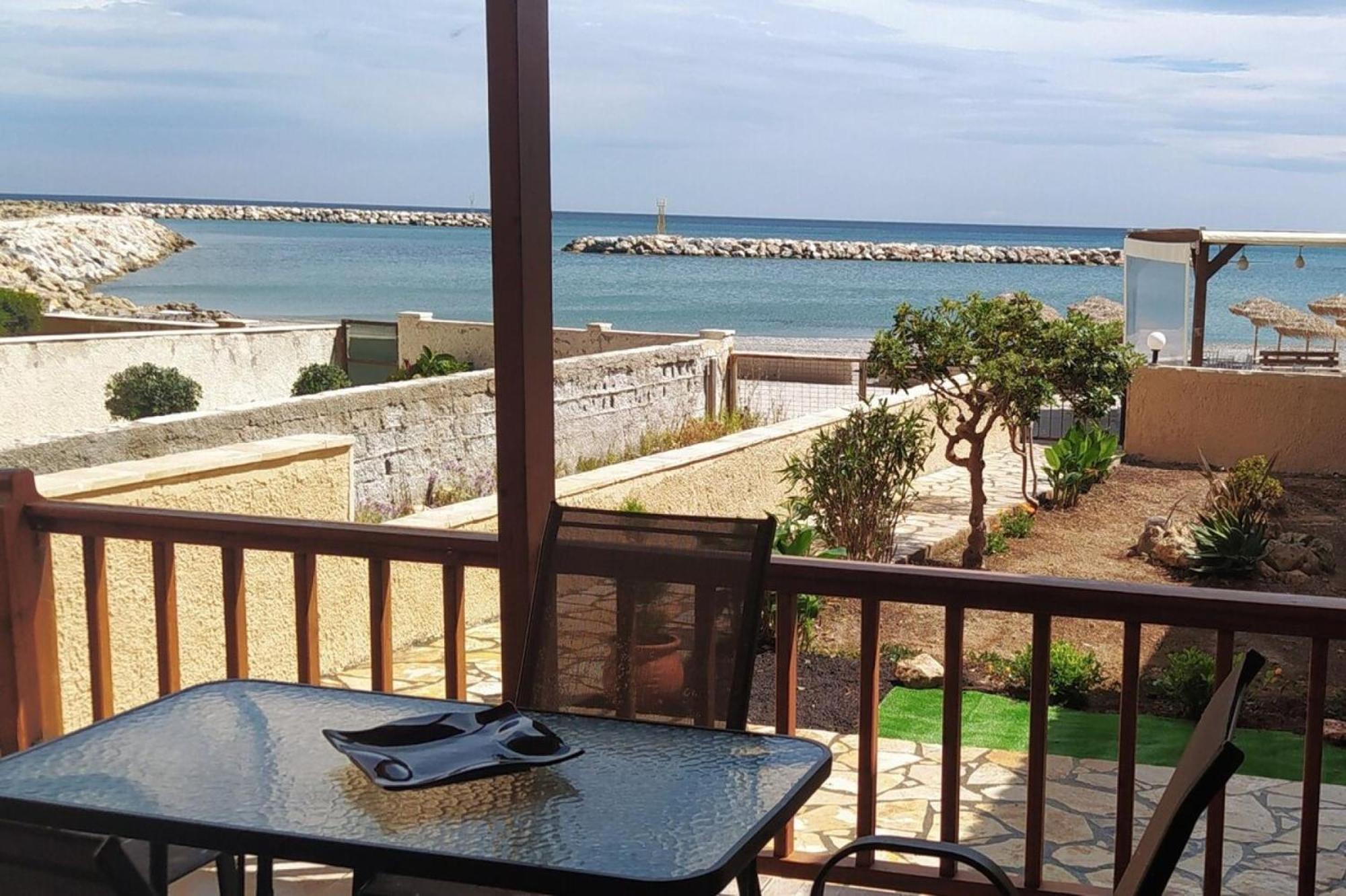 فيلا Snepa House On The Beach In Kolimbari كوليمفاري المظهر الخارجي الصورة